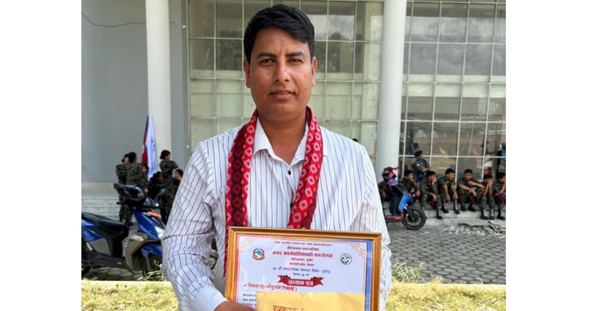 वीरेन्द्रनगरको ५०औँ वार्षिकोत्सवमा बाह्रखरीकर्मी सेजुवालसहित सात पत्रकार पुरस्कृत