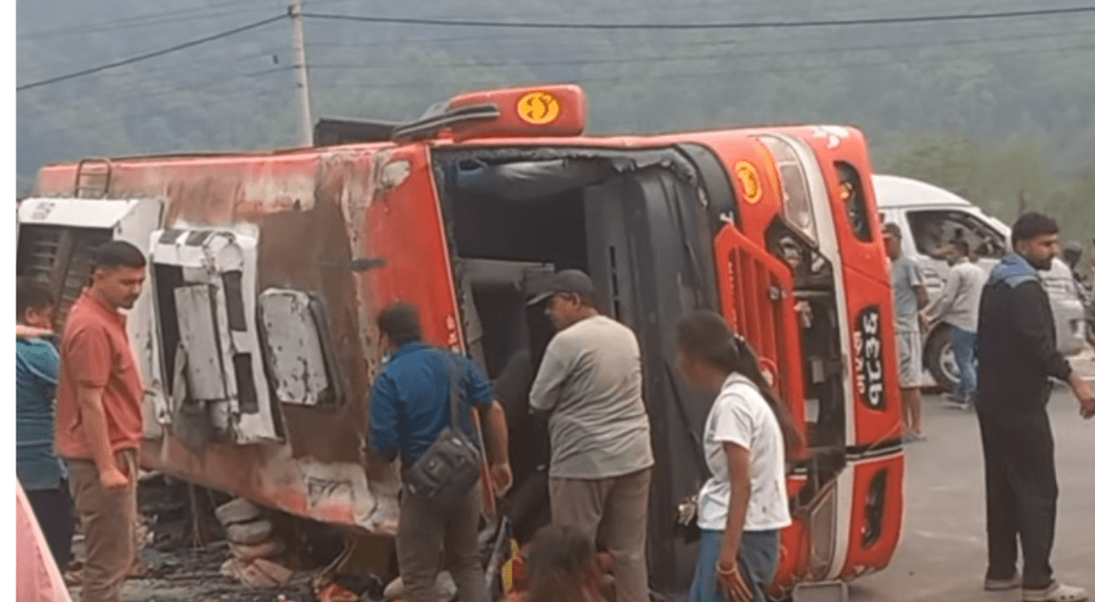 तनहुँमा बस दुर्घटना एक दर्जन घाइते