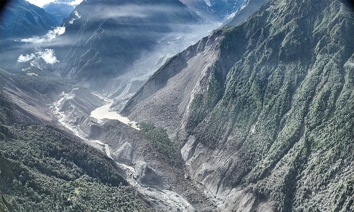 तिब्बतमा बढ्दै छ नदी थुनिएर बनेको ताल, फुट्ने जोखिम