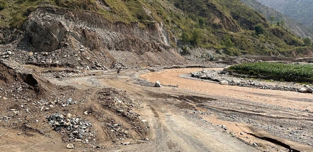Landslides and floods block main highways at 9 locations, night driving banned on BP and Kantilokpath