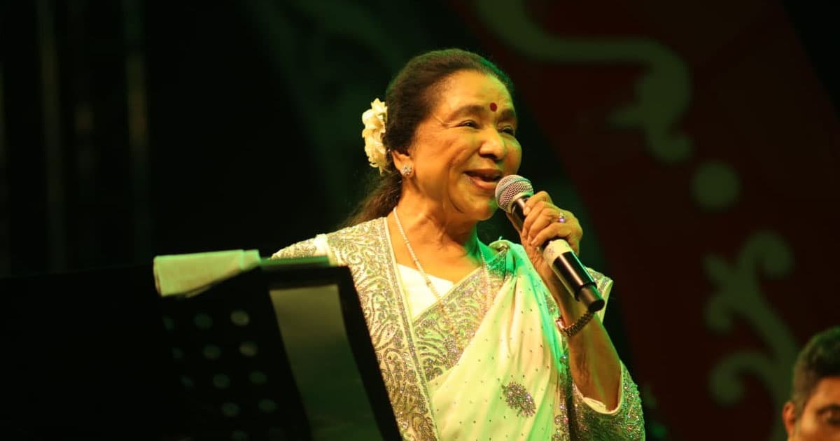 बलिउडकी दिग्गज गायिका आशा भोसलेलाई हृदयघात, आईसीयूमा उपचार गरिँदै
