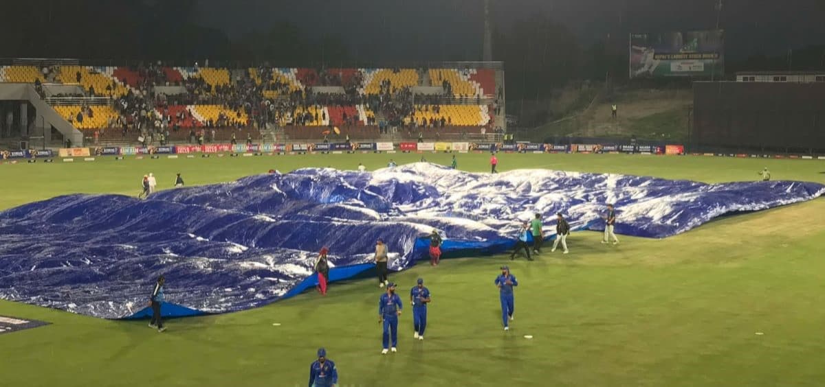 नेपाल र युएईबीचको पहिलो टी-२० वर्षाका कारण अवरुद्ध