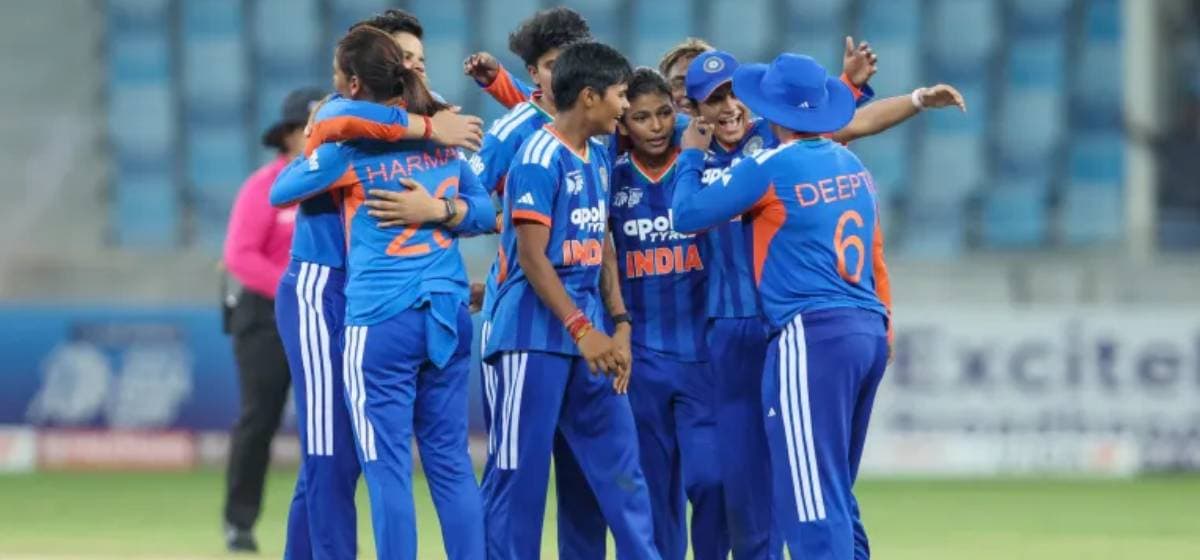 शेफाली र मन्धानाको कीर्तिमानी साझेदारीमा भारतलाई आठौँ एसिया कप उपाधि