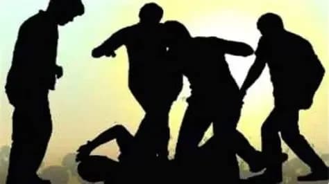 गाडी पार्किङ विवादमा धारिलो हतियार प्रहार हुँदा ४ जना घाइते