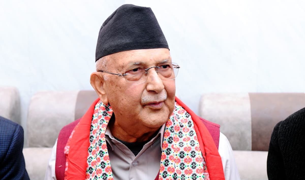 पूर्वप्रधानमन्त्री ओली च्यासलको पार्टी कार्यक्रममा अनुपस्थित