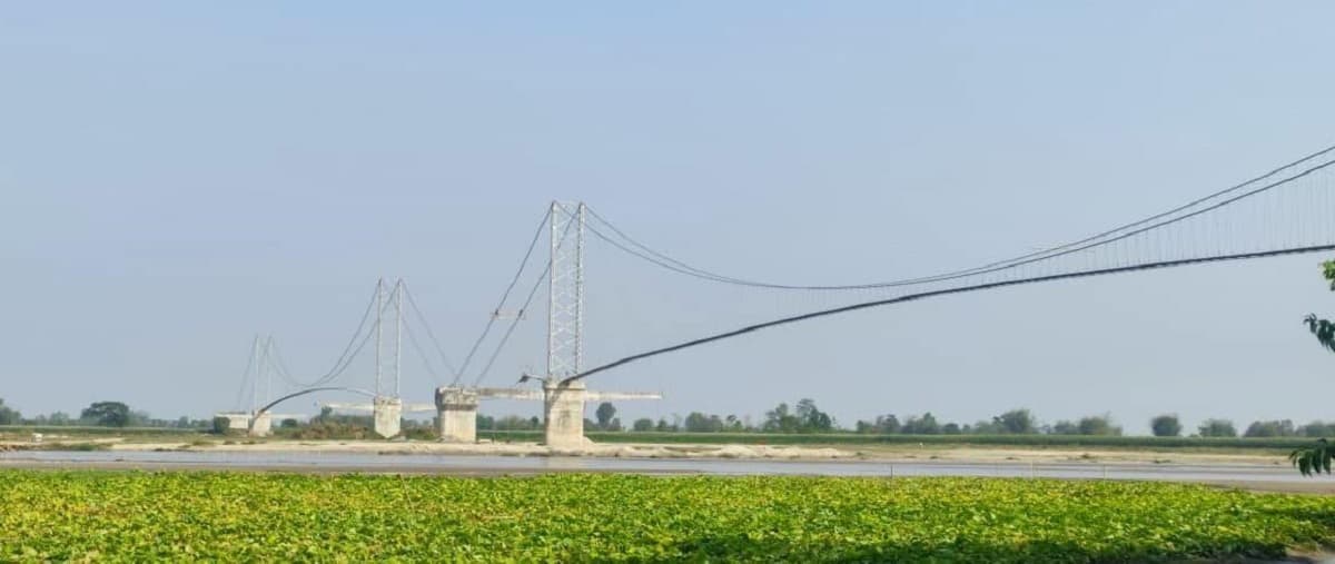 झोलुङ्गे पुलले जोड्दैछ चन्द्रडाँगी–लालपानी