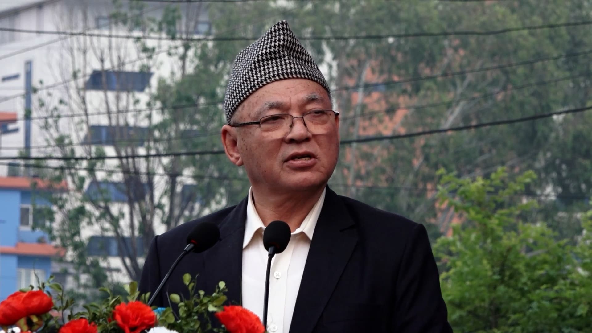 बादलले भने- कम्युनिष्ट आन्दोलन अगाडी बढाउन केन्द्रमुखी र सत्ताकेन्द्रित मानसिकता बदल्नुपर्छ