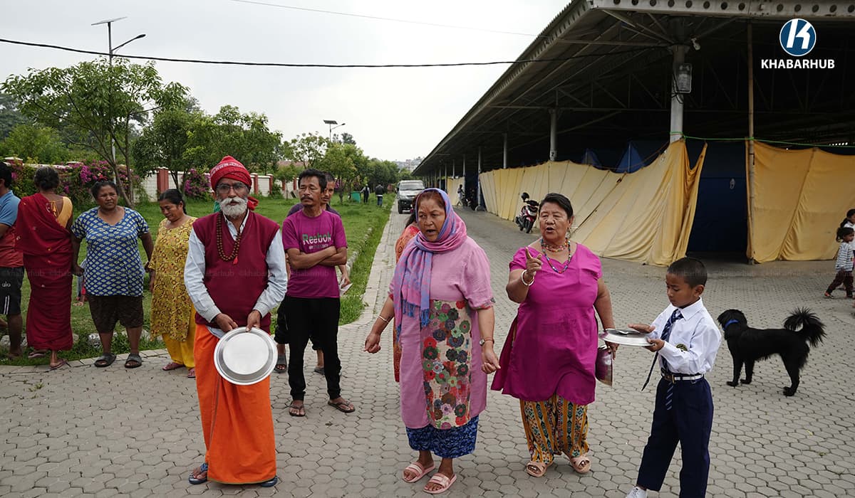 राधास्वामीका आश्रित भोकै, महानगर भन्छ : सिस्टम फेरिएकाले खुवाउन सकेनौँ, आन्दोलन जरूरी थिएन