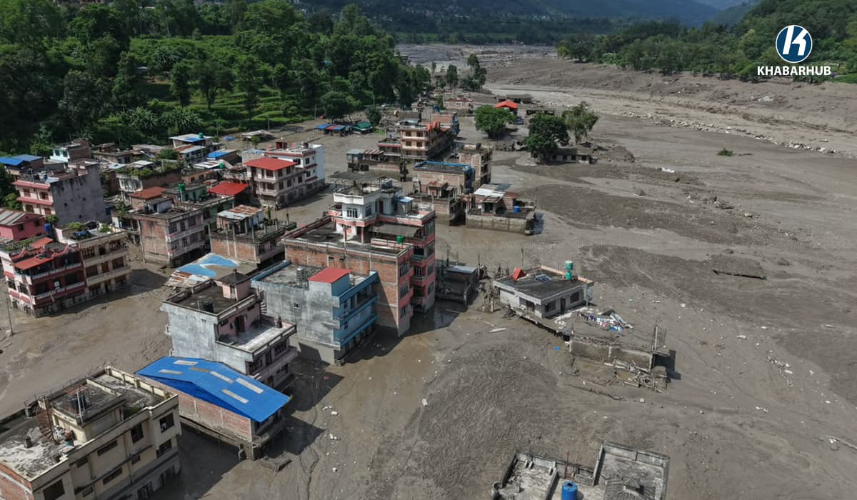 भोटेकोशी बाढी प्रभावित क्षेत्रमा प्रहरीको ‘टिमुरे टु त्रिवेणी’ अभियान