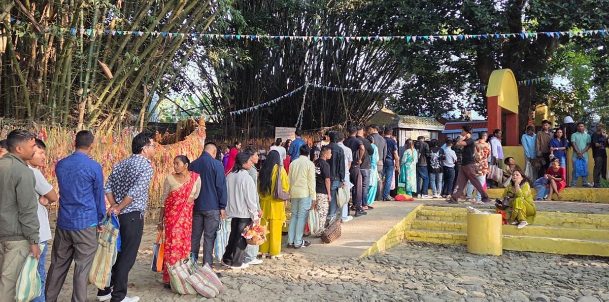 भाकल पूरा गर्न बुढासुब्बामा भक्तजनको लर्को