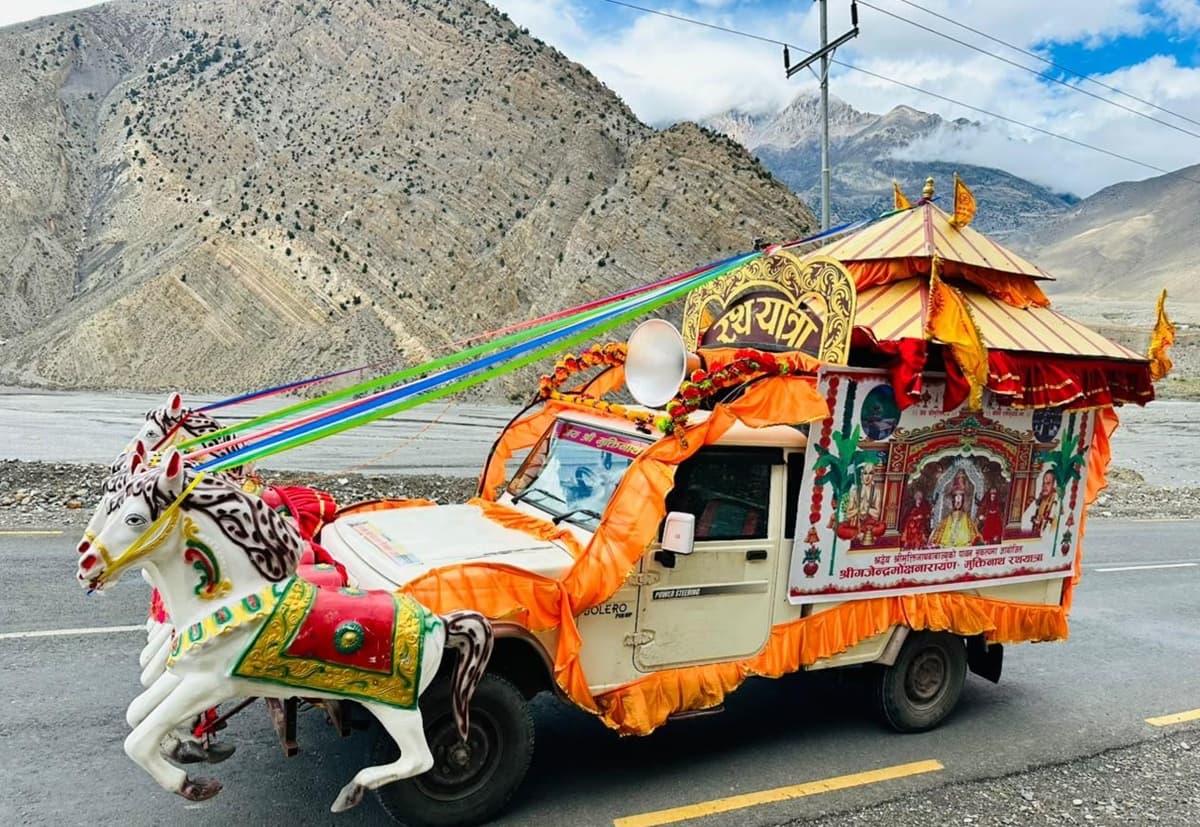 श्रीमुक्तिनाथ रथयात्रा : मेची-महाकाली जोड्ने महाअभियान कात्तिक ८ देखि