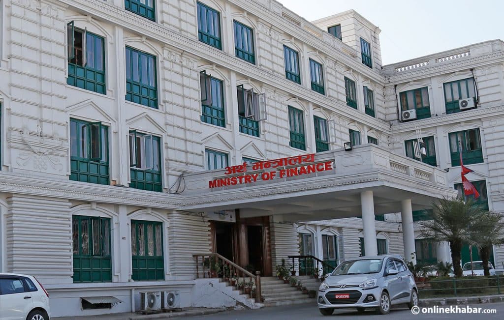 भारतबाट ल्याउन पाउने सामानको सीमा बढ्यो, अब ५ सयसम्मका ल्याउन पाइने