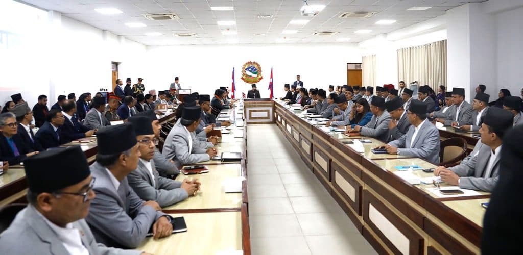 कर्मचारीलाई प्रधानमन्त्री बालेनको निर्देशन- सरकारको स्पिरिट समात्नू, ढिलासुस्ती चल्दैन