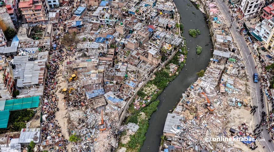 डोजर चलेपछि यस्तो देखियो गैरीगाउँको सुकुमवासी बस्ती (तस्वीरहरू)