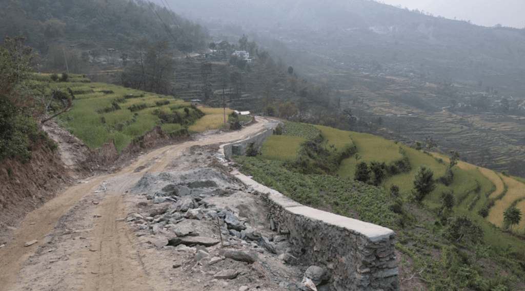 ताकम–हिलापोखरी–सोलवाङ सडक स्तरोन्नति सुरु