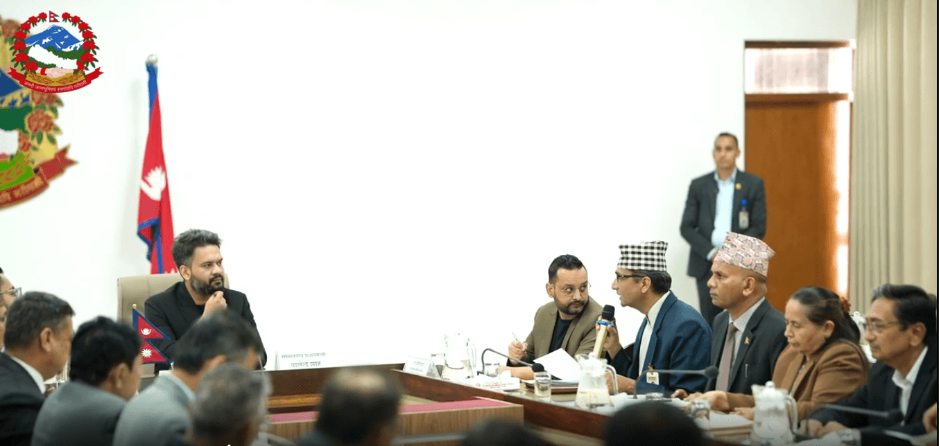 स्वास्थ्य, शैक्षिक संस्थामा दलीय विद्यार्थी-कर्मचारी संगठन हटाउन उपकुलपतिलाई प्रधानमन्त्रीको निर्देशन