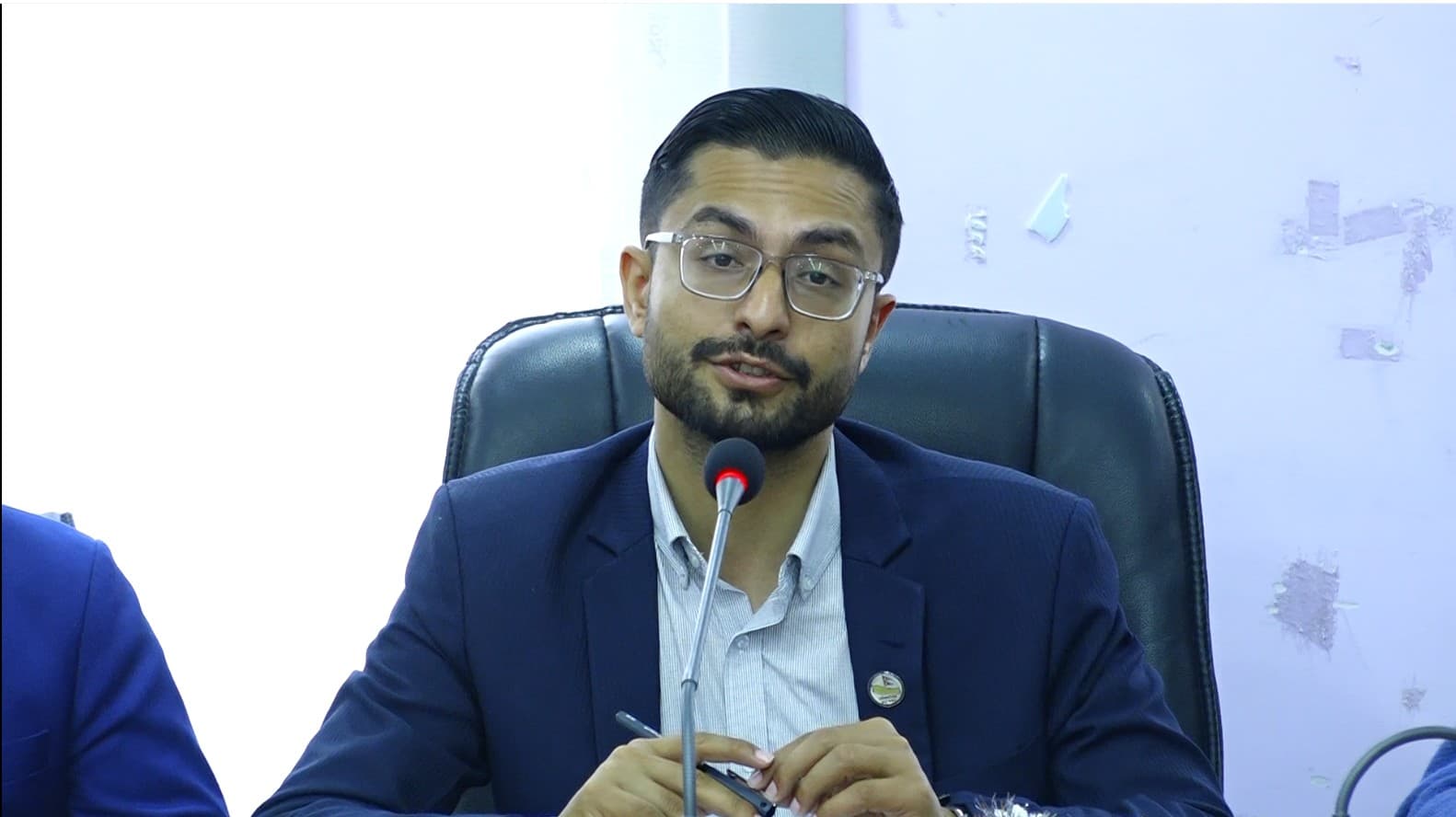 शिक्षामन्त्री सस्मितले भने– मलाई कुनै डर छैन, सबै सम्पत्ति इमानदार मेहनतको कमाइ हो