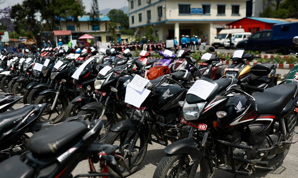 पाँचपटक ट्राफिक कारबाहीमा पर्ने चालकको अब लाइसेन्स नै निलम्बन !