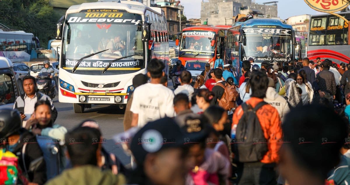 यात्रुलाई गुणस्तरहीन खाना खुवाए चालक र होटल सञ्चालकलाई कारबाही गरिने