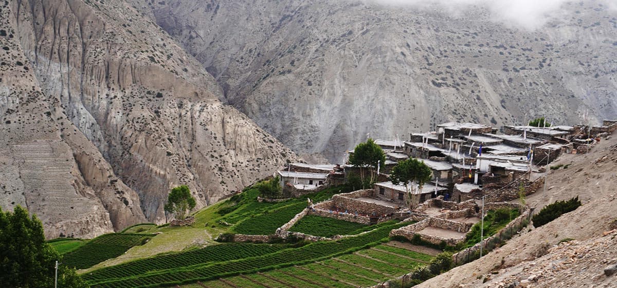 दुई सातामा ७ सय ७२ पर्यटक मुस्ताङमा