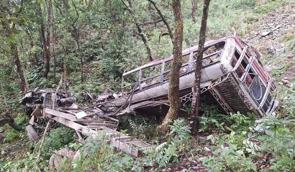 उपचार र राहतमा सहमतिपछि स्कुल बस दुर्घटनाका मृतकको अन्त्येष्टि