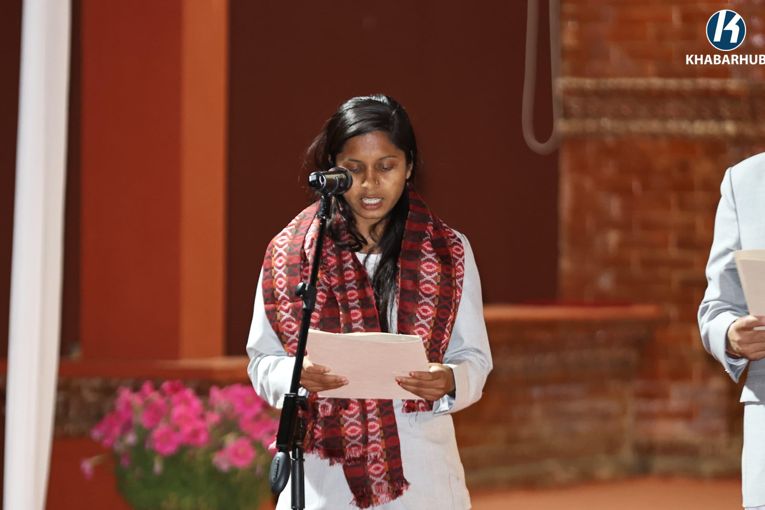 उपसभामुख निर्वाचित भएपछि पार्टी जिम्मेवारीबाट अलग भइन् रुबी