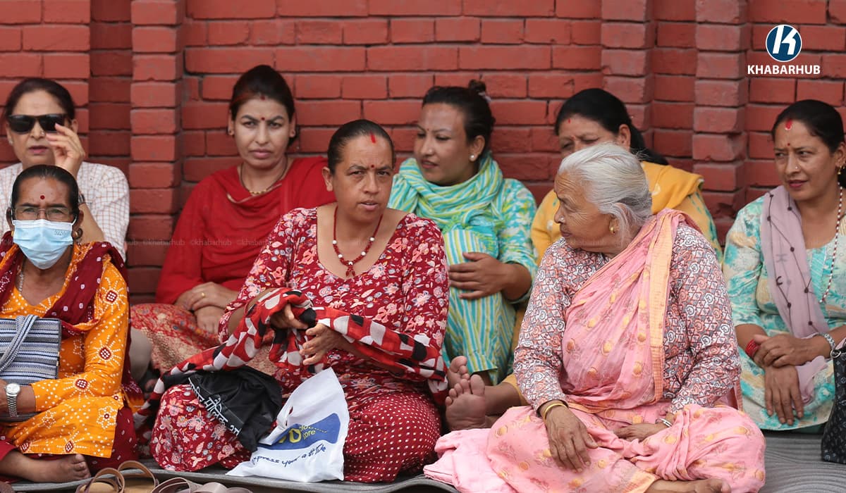 तिलगंगा बस्ती हटाइएपछि पशुपतिमा धर्ना