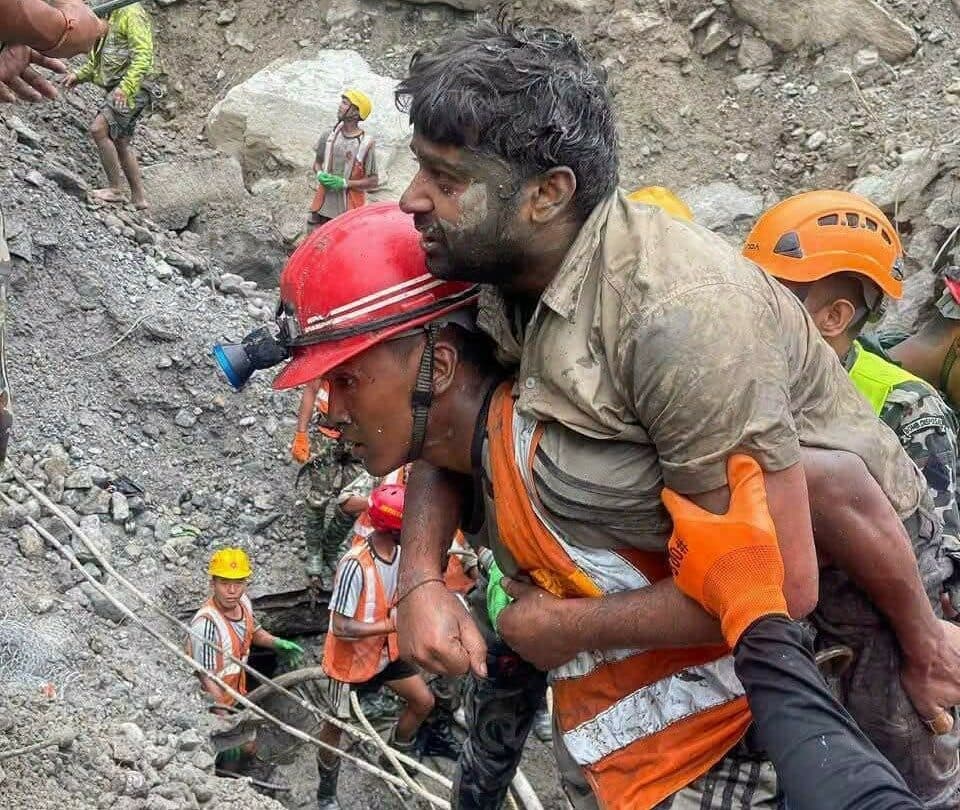 त्रिशूली–३ ‘ए’ को सुरुङबाट उद्धार गरिएका साह भन्छन्– ‘भित्र सबै सकुशल छन्’