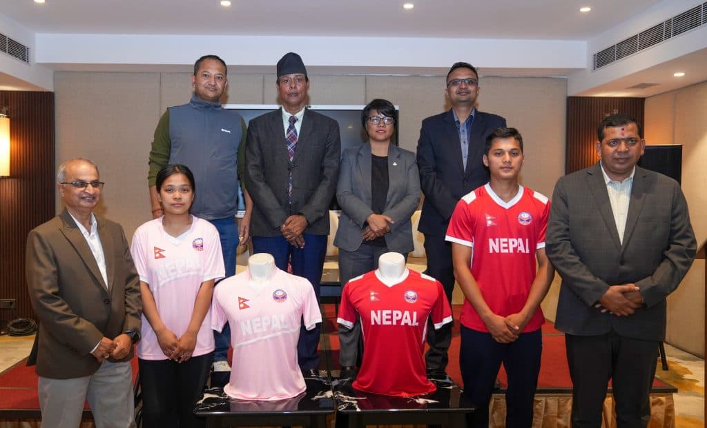 राष्ट्रिय हक्की टोलीको जर्सी सार्वजनिक