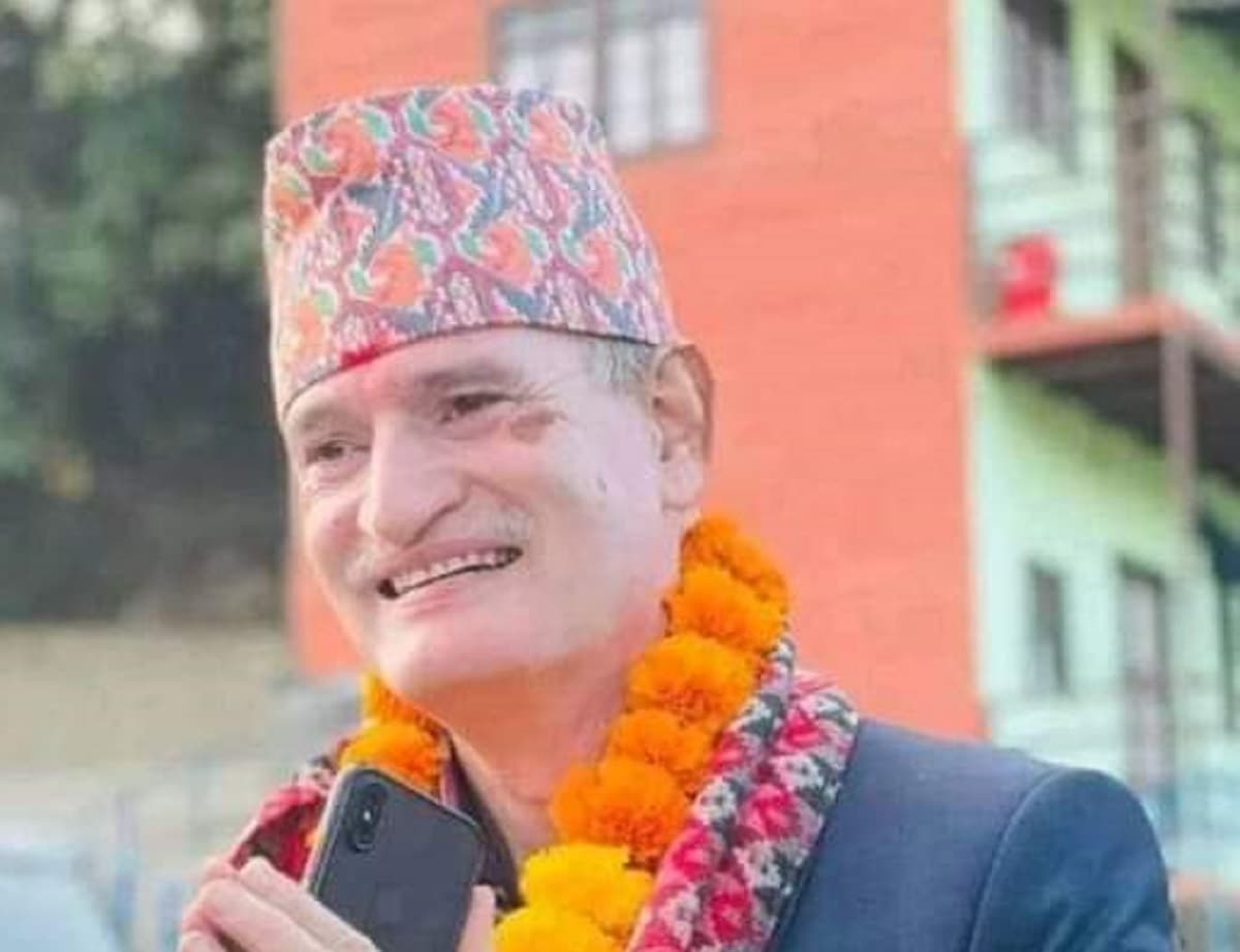 बागमतीमा एमाले सांसदलाई मुख्यमन्त्री बनाउन समर्थन गरेका उद्धव थापालाई राप्रपाले गर्यो कारबाही